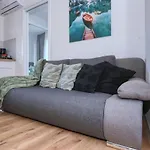 Apartment With Private Garden